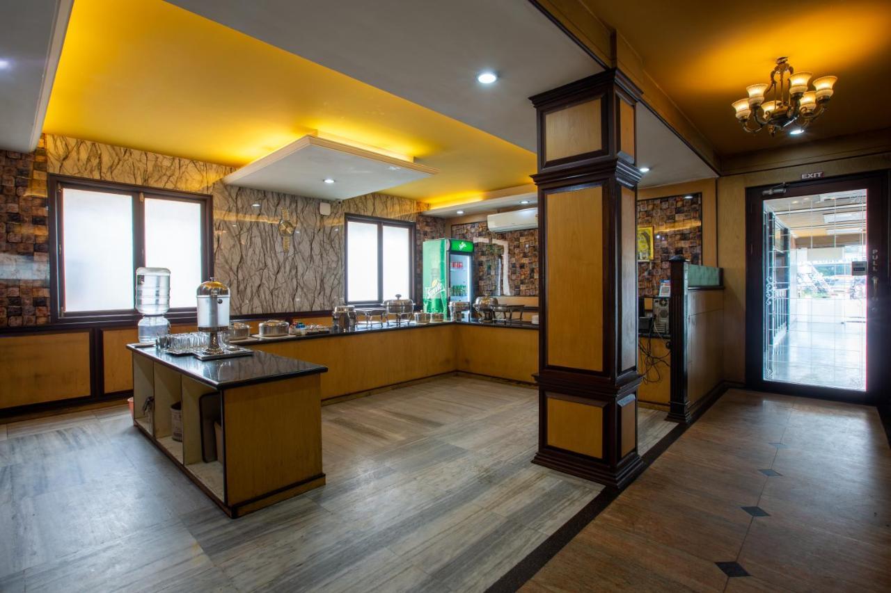 Sri Aarvee Hotels Coimbatore Zewnętrze zdjęcie
