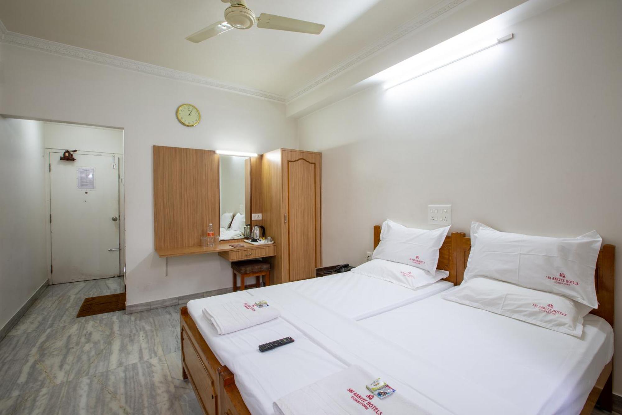 Sri Aarvee Hotels Coimbatore Zewnętrze zdjęcie